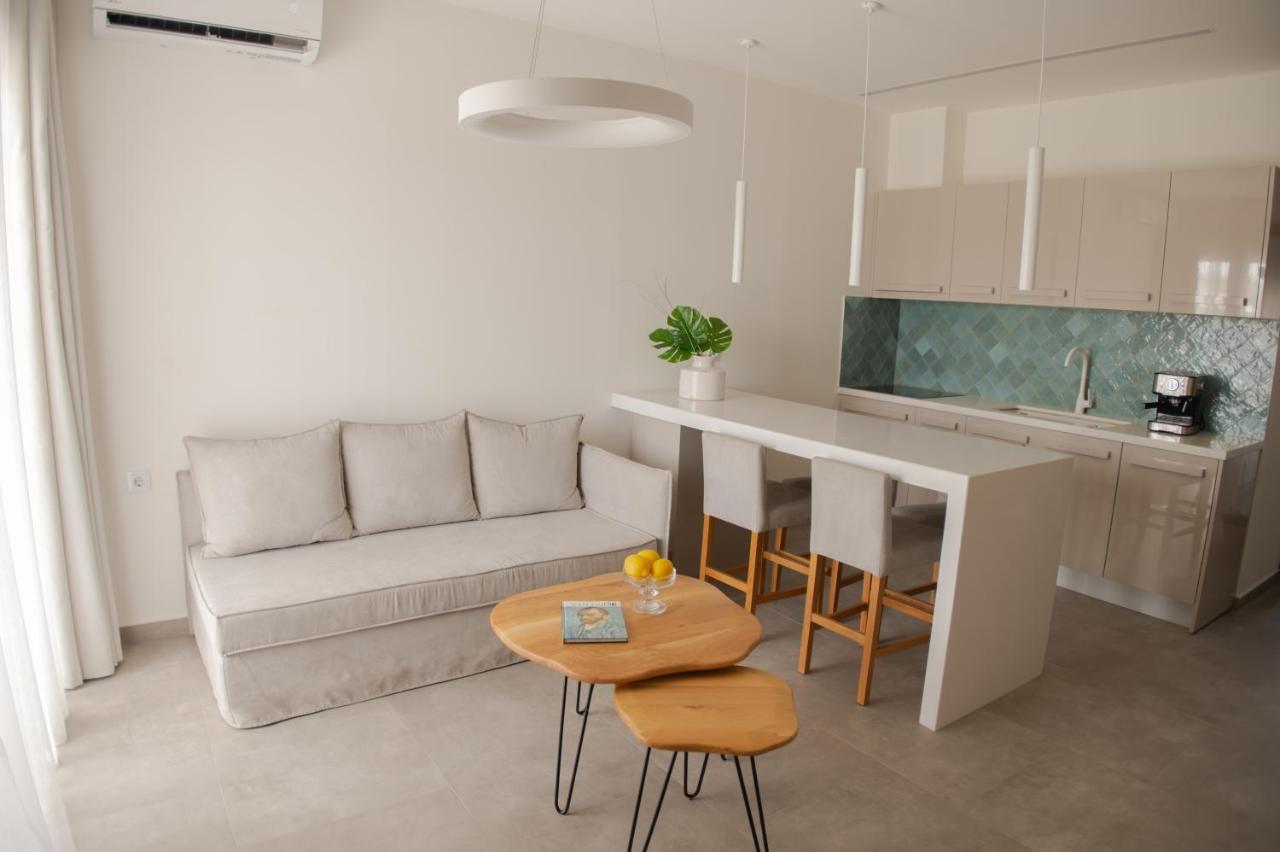 Marble Luxury Suites Karteros Exteriér fotografie