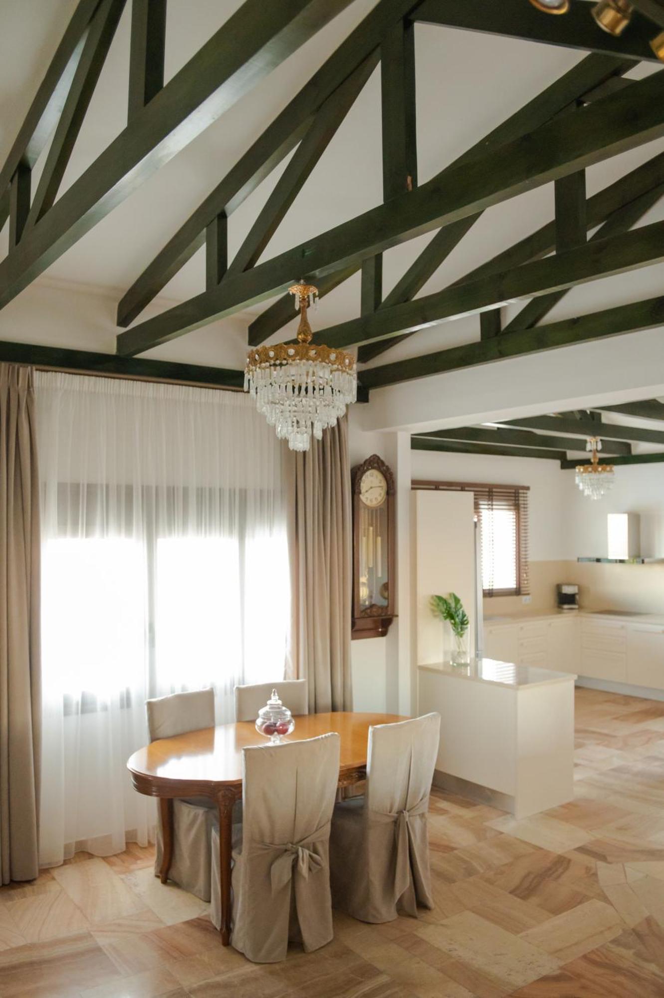 Marble Luxury Suites Karteros Exteriér fotografie