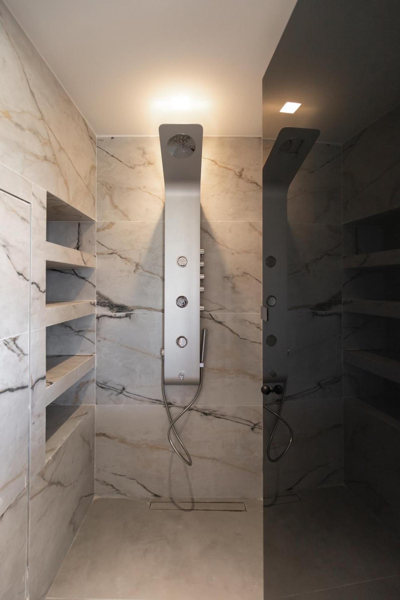 Marble Luxury Suites Karteros Pokoj fotografie